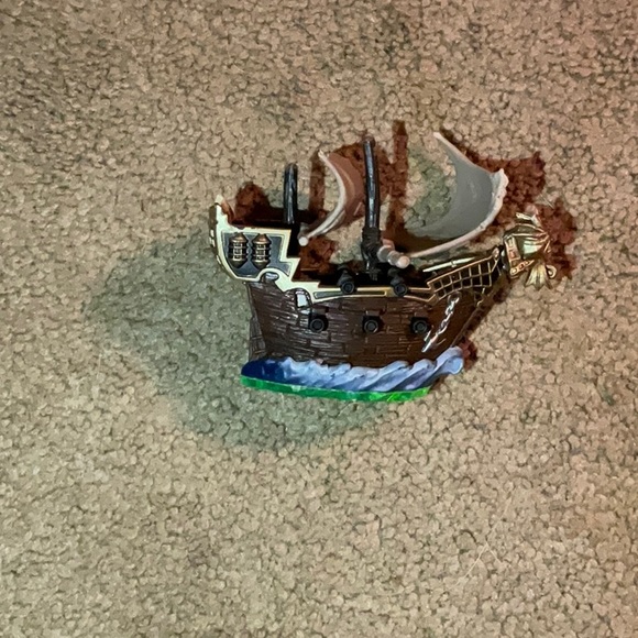 Toy - Picture 2 of 4